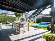 ✨ Quartier Ouest- Superbe maison pleine de charme et de caractère avec piscine ! ✨ — photo 3