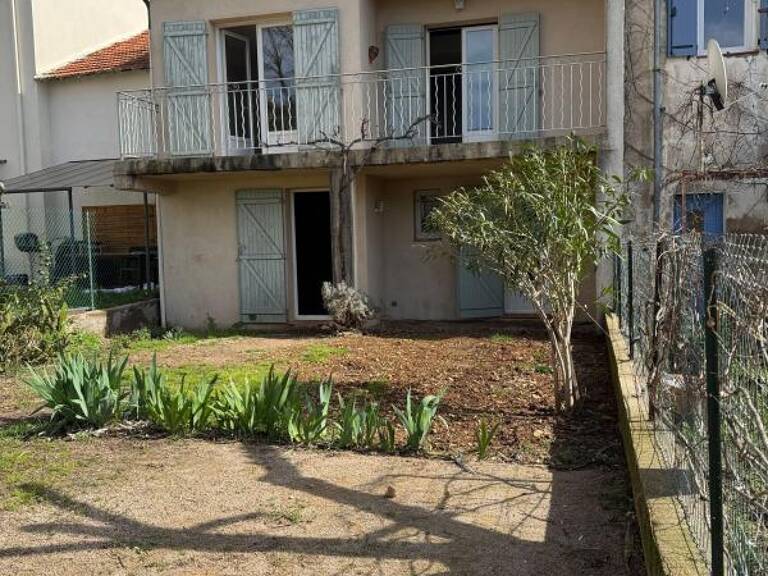 Maison de ville , garage et jardin — photo 1