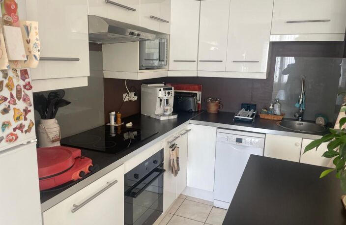Appartement À Vendre — photo 2