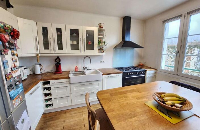 A 5 MIN DE LA GARE NORD A PIED, Appartement T3 de 61 m² avec garage — photo 2
