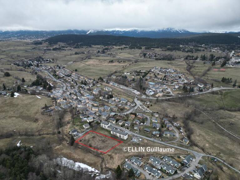 Station de skiTerrain constructible 450 m2 — photo 1
