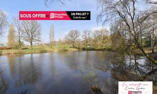 Maison  11556 m² à vendre à La Plaine (49360)