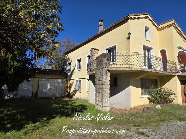 Maison de 163 m2 avec appartement indépendant et Entrepôt de 90 m² — photo 1