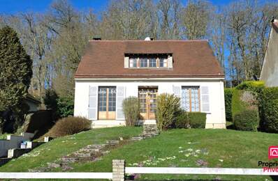 JOUY - CHARMANTE MAISON de 115 m2, 5 PIECES — photo du bien