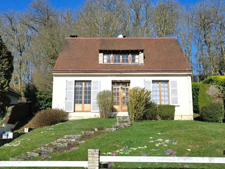 JOUY - CHARMANTE MAISON de 115 m2, 5 PIECES — photo 1