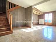 JOUY - CHARMANTE MAISON de 115 m2, 5 PIECES — photo 2
