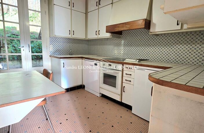 JOUY - CHARMANTE MAISON de 115 m2, 5 PIECES — photo 5