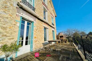 Maison 8 pièces 349000 €