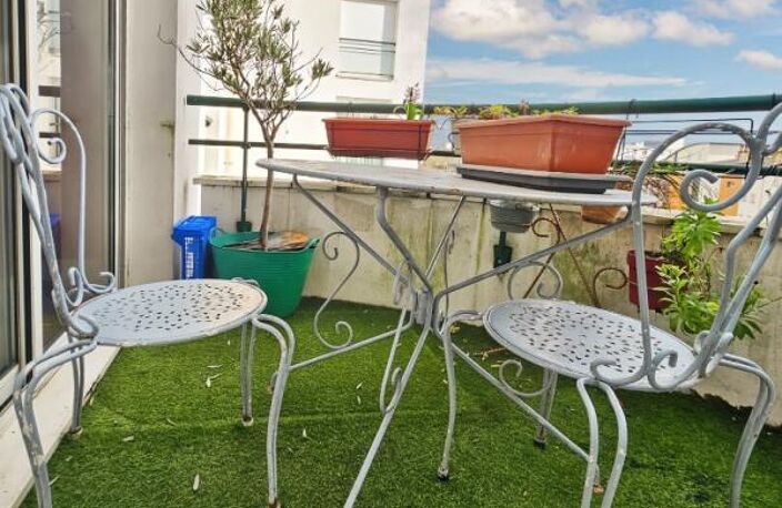 Appartement T4 au dernier étage avec terrasse et balcon - Secteur Louis Gain à Angers — photo 4