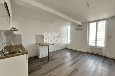 Appartement 3 pièces 830 €