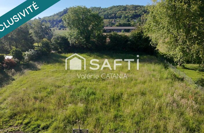 TERRAIN CONSTRUCTIBLE  de 757m² AU CALME À SAINT-SIMÉON-DE-BRESSIEUX — photo 3