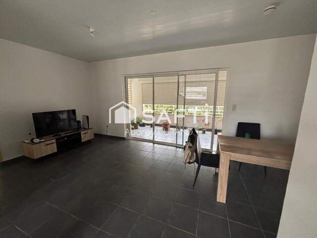 APPARTEMENT T3 AVEC BELLE TERRASSE — photo du bien