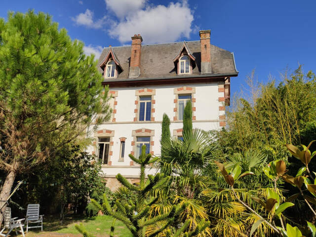 Maison 11 pièces 400 m² à Revigny-sur-Ornain — photo du bien