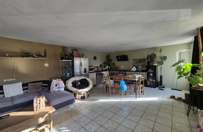 Corps de ferme authentique de 110 m2 plus annexes   3 879 m2 — photo 4