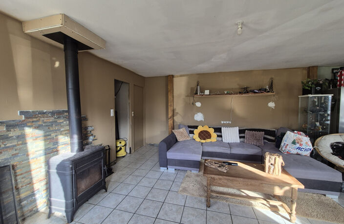 Corps de ferme authentique de 110 m2 plus annexes   3 879 m2 — photo 5