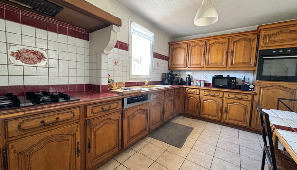 Villa / Maison 5 pièces  à vendre Garde (La) 83130