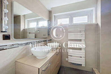 Appartement 4 pièces 249900 €