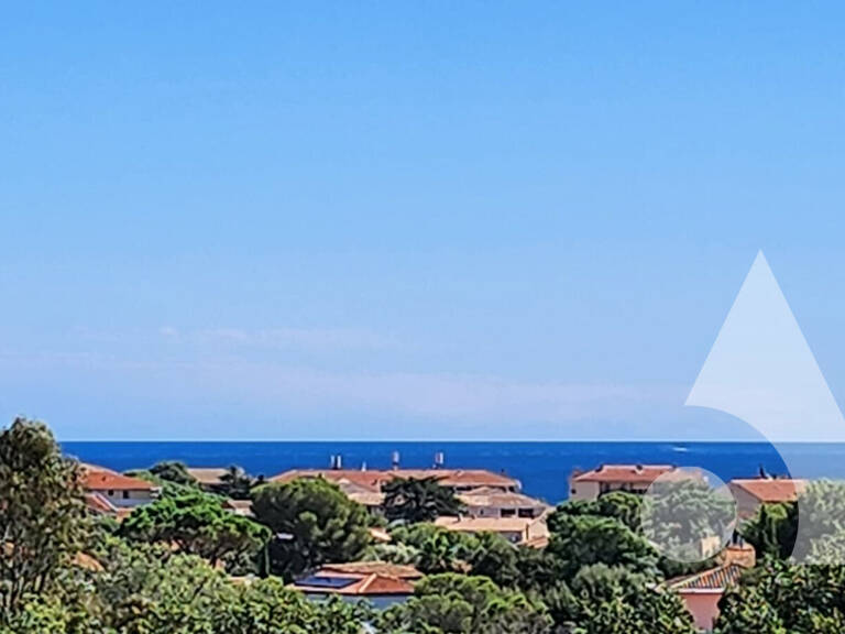 COUP DE COEUR À FRÉJUS  MAISON 155 M², PISCINE, VUE MER ET DOUBLE GARAGE — photo 1