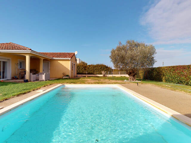 Villa de plain pied avec studio indépendant, piscine, vérand — photo du bien