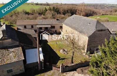 Corps de ferme avec une habitation de 165 m², sa grange et ses dépendances. — photo du bien