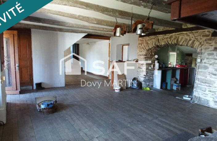 Corps de ferme avec une habitation de 165 m², sa grange et ses dépendances. — photo 2