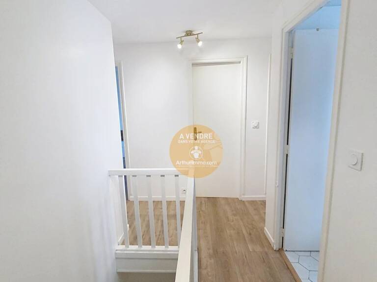 Maison T5 avec Jardin, cave, garage à Nogent sur Oise (60) — photo 1