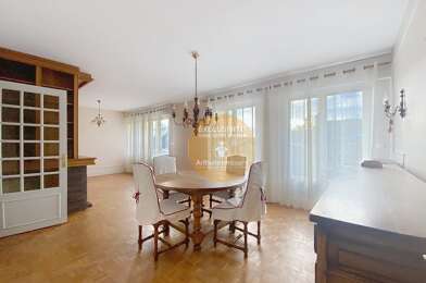 Appartement 4 pièces 165000 €