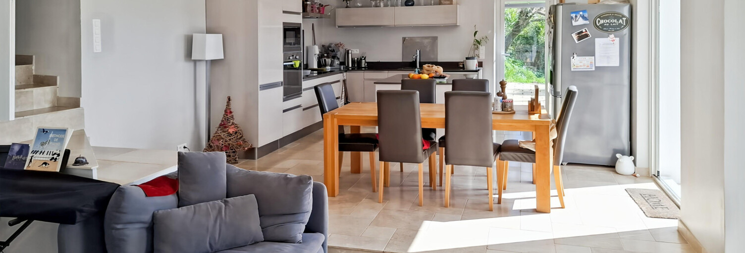 Maison 4 Pièces 132 m² à vendre à Châteauneuf-Grasse (06740)