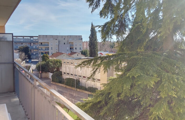 APPARTEMENT T4 (2 CHAMBRES) CLIMATISE, DOUBLE VITRAGE, TRAVE — photo 5