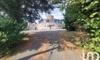 Maison 10 Pièces 450 m² à vendre à Pouzauges (85700)