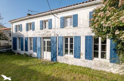 Maison en pierre de 5 pièces principales — photo du bien