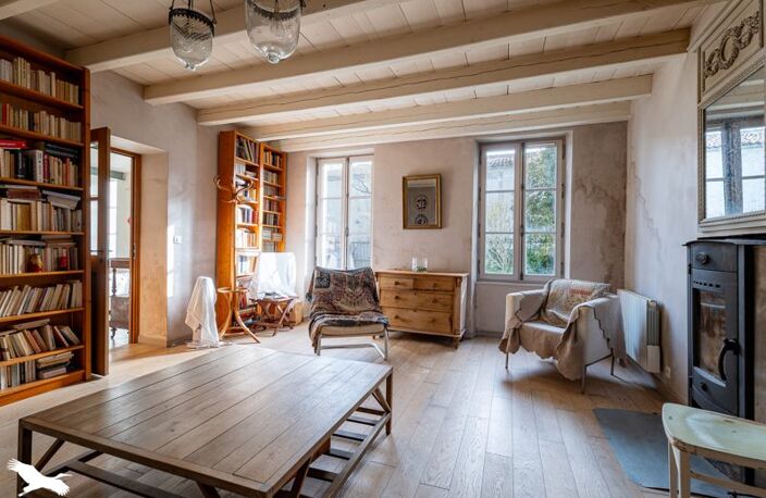 Maison en pierre de 5 pièces principales — photo 2