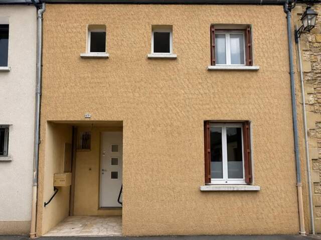 Maison de ville de 4 pièces principales — photo du bien