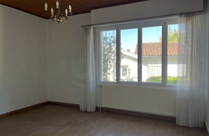 Vente maison 5 pièces 138 m² Montendre (17130) — photo 5