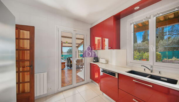 Villa / Maison 5 pièces  à vendre Valette-du-Var (La) 83160