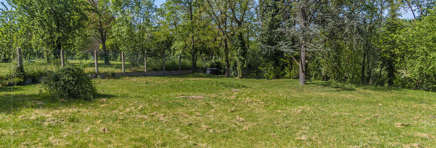 Terrain  650 m² à vendre à Châtillon (69380)