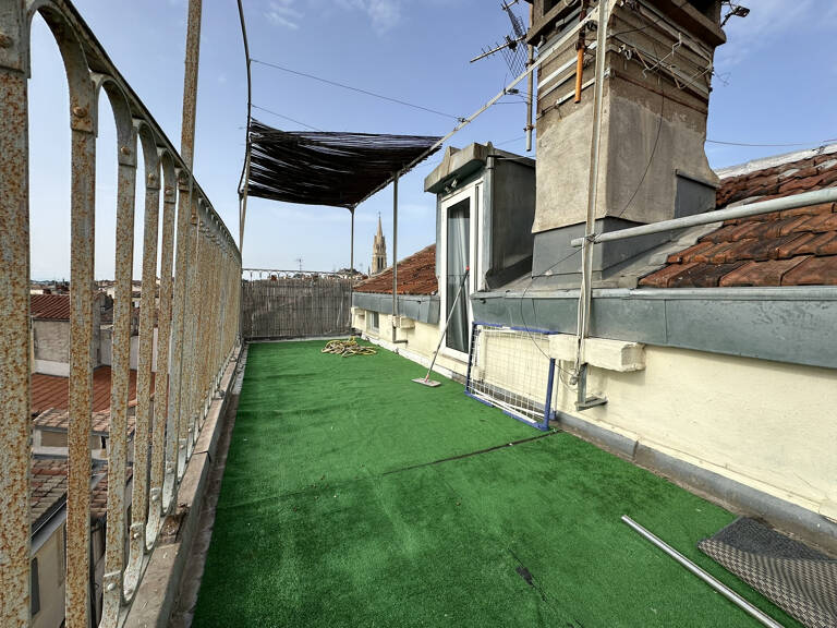 Appartement sous les toits avec une très belle terrasse — photo 1