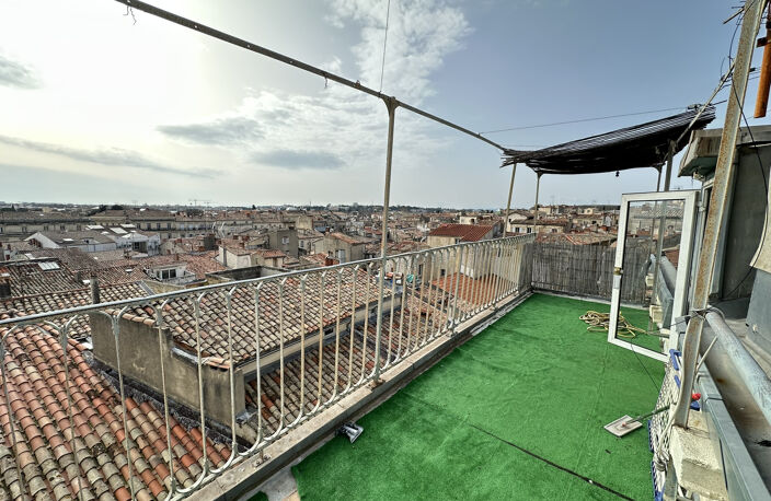Appartement sous les toits avec une très belle terrasse — photo 2