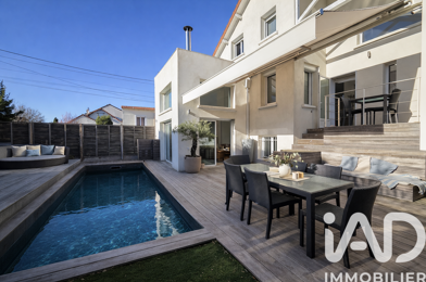 Maison 7 pièces 1020000 €