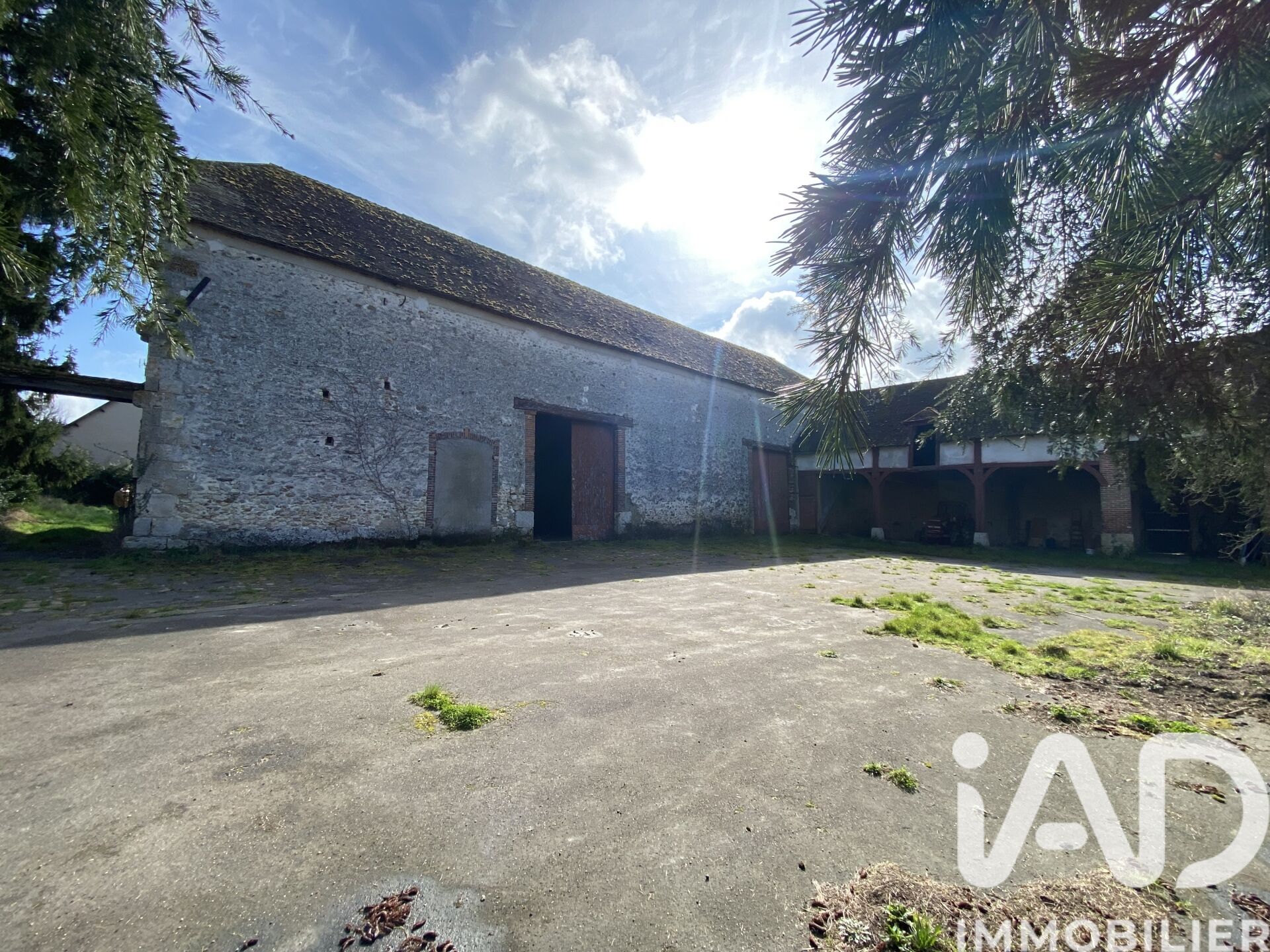 Maison à vendre, 2 pièces, 290 m², Gallardon