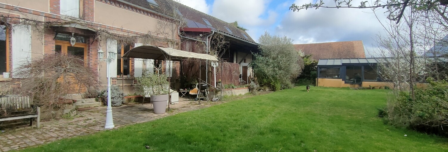 Maison 8 Pièces 203 m² à vendre à Courgenay (89190)