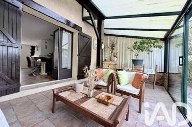 Maison 5 pièces 370300 €