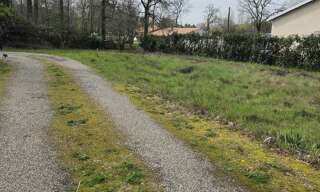 Terrain  676 m² à vendre à Montendre (17130)