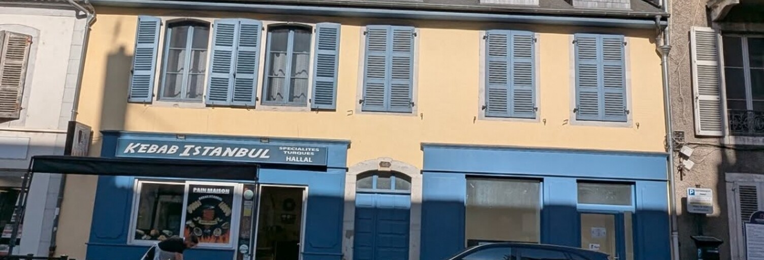 Immeuble  380 m² à vendre à Pau (64000)