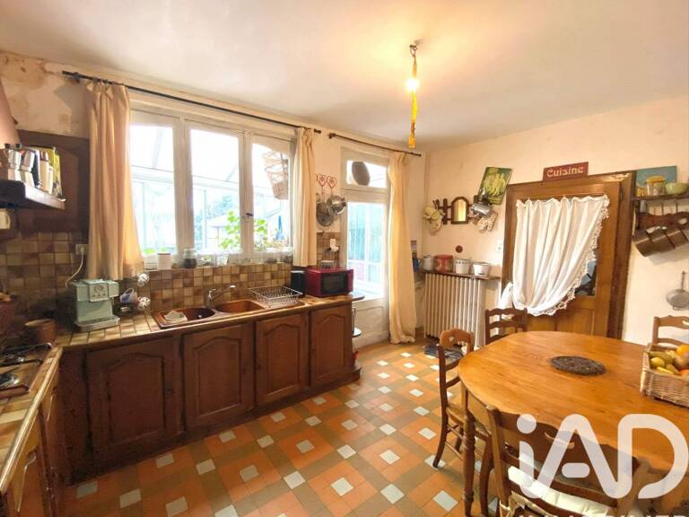 Vente Maison/villa 8 pièces — photo 1