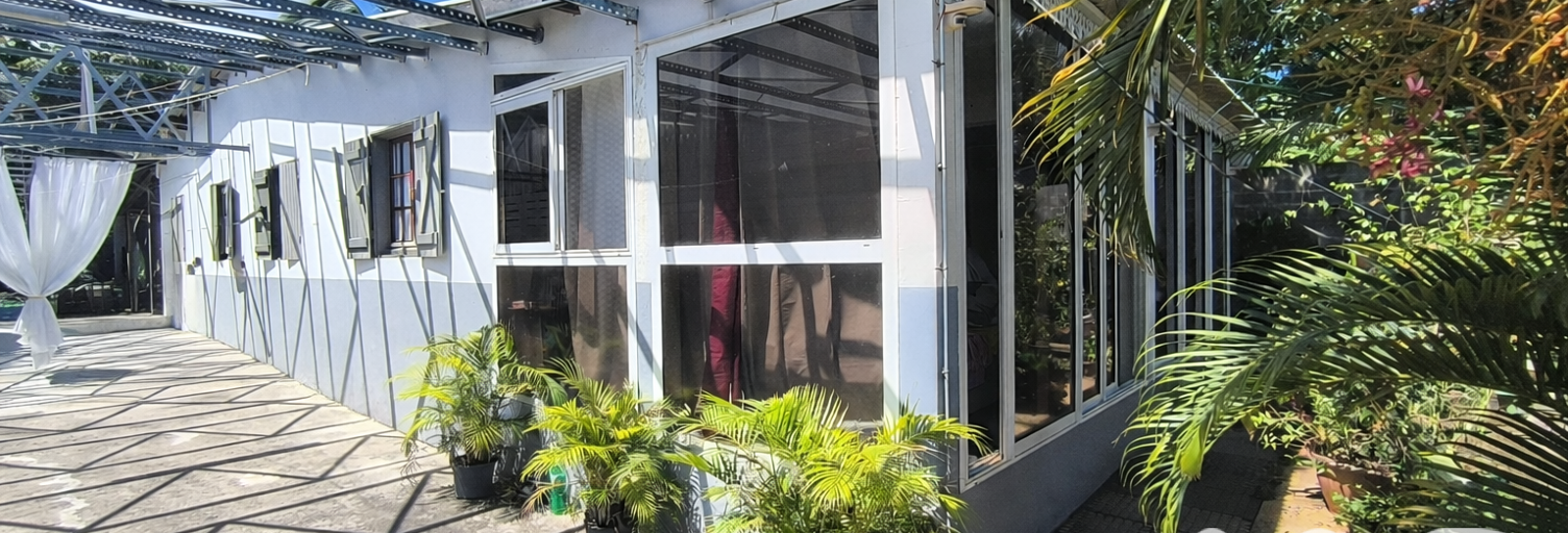 Maison 5 Pièces 90 m² à vendre à Saint-Louis (97421)