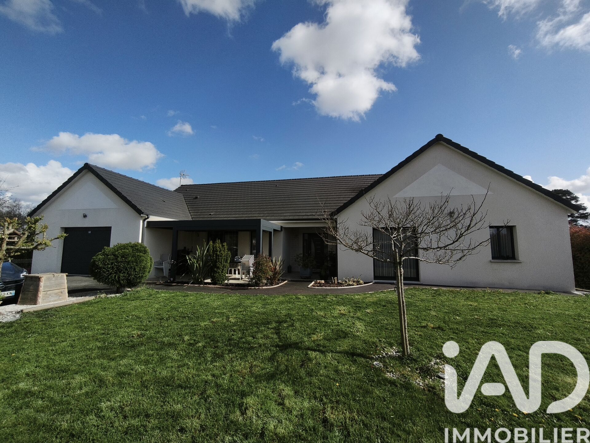 Romorantin-Lanthenay - 149m² - 5p. - 4ch.