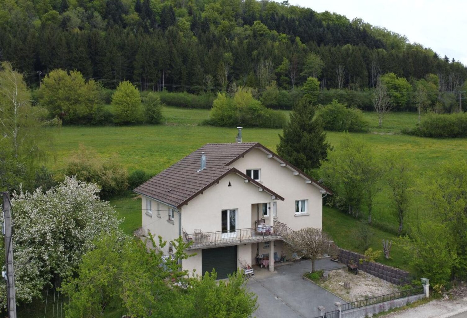 Maison  de 115m2 habitables sur terrain de 10 ares, au calme — photo 1