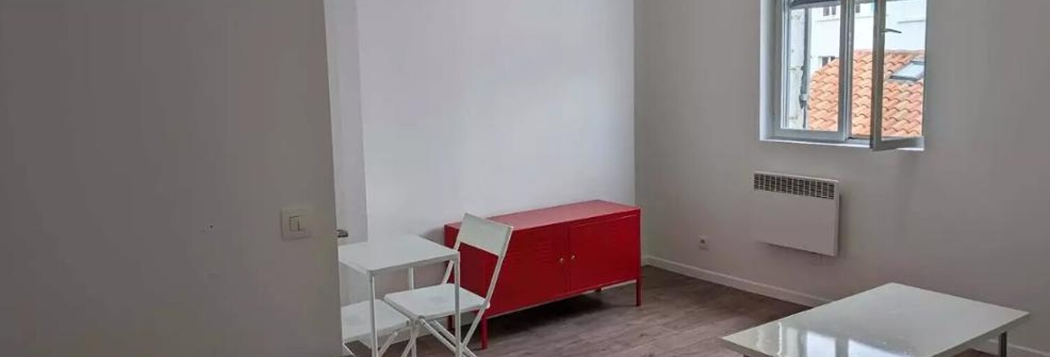 Appartement 3 Pièces 46 m² à louer à Bordeaux (33000)