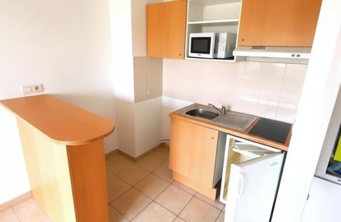 T2 35 m² AVEC BALCON, PISCINE ET UNE PLACE DE PARKING –  MONTPELLIER-CELLENEUVE — photo 2